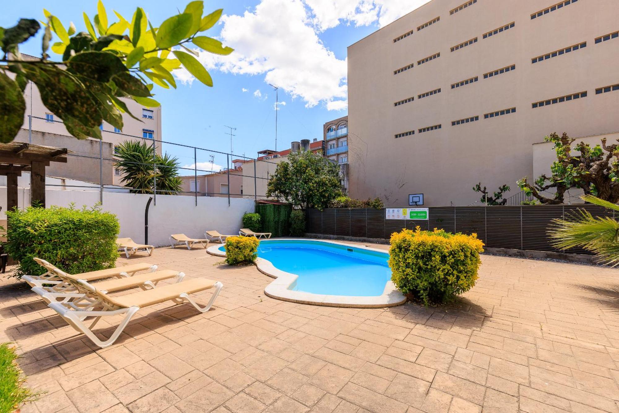New Queens 1B Planetcostadorada Salou Exterior foto